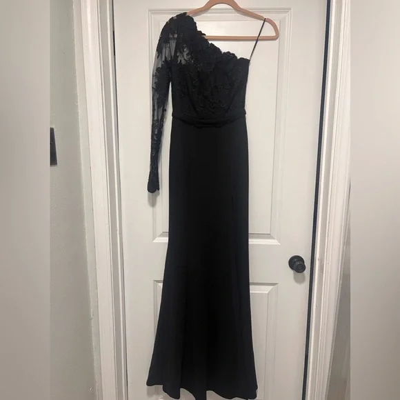 Bonita Lace Maxi Dress - Black - Picture 3 of 5